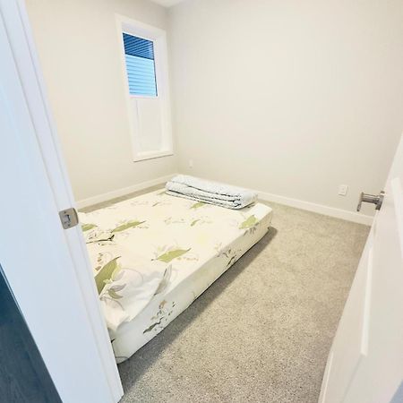 Private Room Minutes To Calgary Airport Yyc, Downtown, Banff Extérieur photo